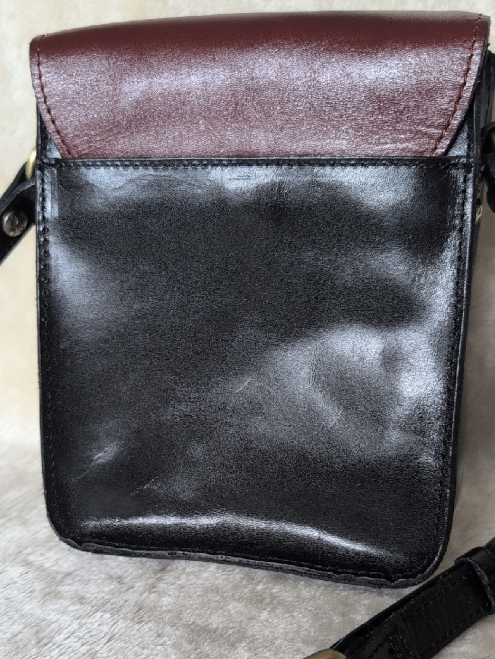Patricia Nash Leather Two-Tone Crossbody Bag - Black & Brown - Picture 4 of 7